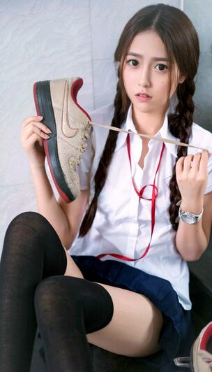 Chinese schoolgirms gams pictures
